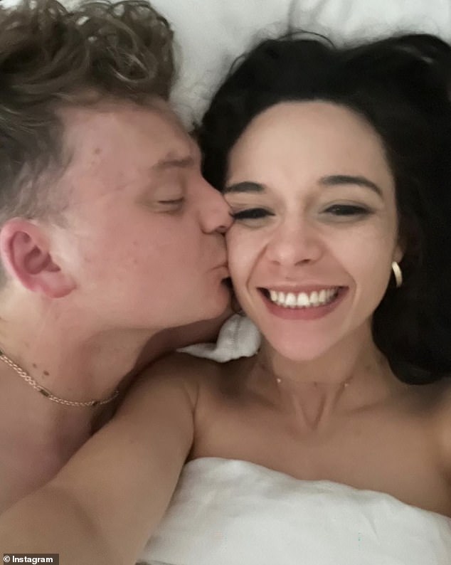Charlotte, 32, objavila je u lipnju prošle godine da je Conor, također 32, otac njezine nerođene 'čudo' bebe, koja je zatrudnjela kao rezultat jednog noćnog stajališta