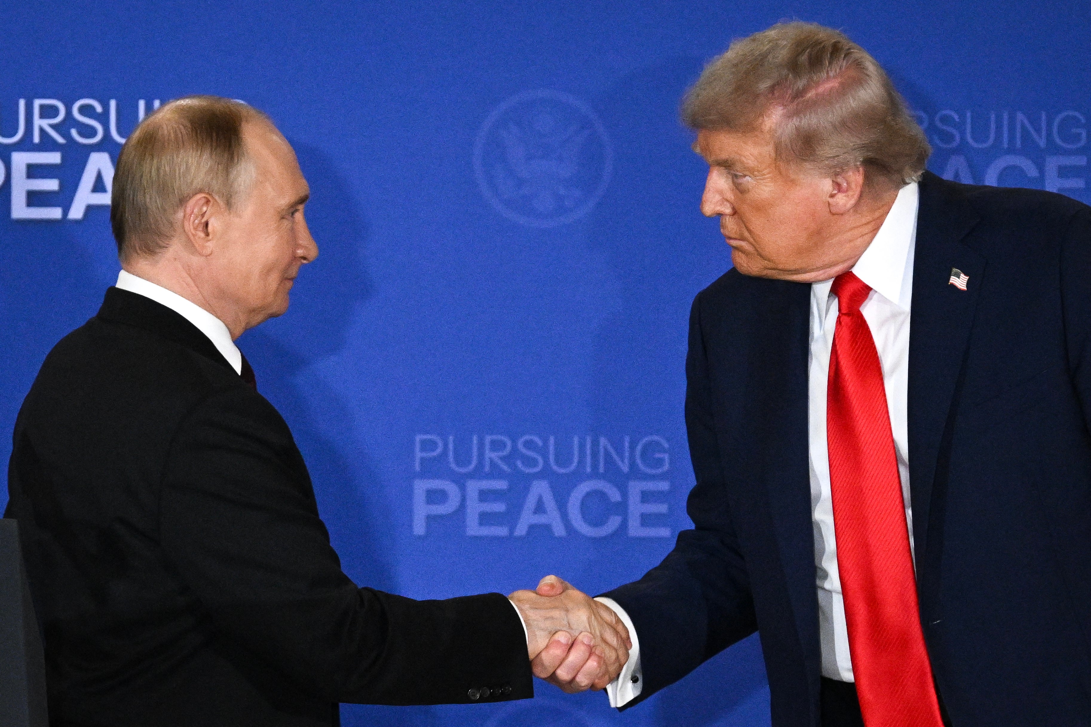 Na samitu na Aljasci, g. Putin je navodno inzistirao da Ukrajina mora u cijelosti predati Donjeck i Luhansk