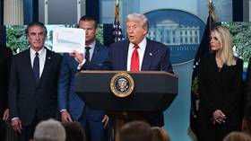 Trump sruši Zelensky Land Swap izgovori (video)