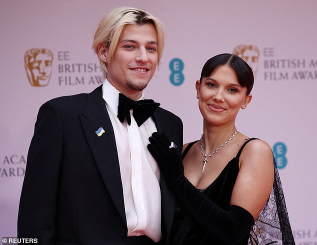 Jake i Millie, viđeni ovdje u ožujku 2022. godine, prvi put su započeli druženje 2021. godine i vjenčali se u svibnju 2024