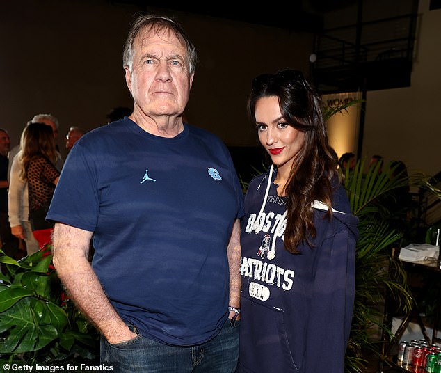 Belichick, koji izlazi s 24-godišnjom Hudsonom, Felger je markirao 'Horny'