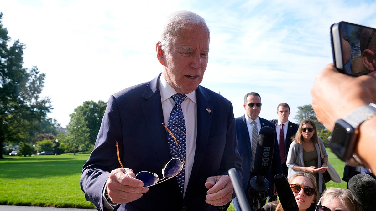 Biden novinarima u Bijeloj kući
