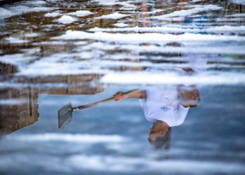 Berači na čekanju zbog kiše, a vlasnik negoduje: ‘Država nam otežava s novim granicama pomorskog dobra!’