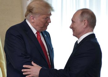 Bijela kuća umanjuje očekivanja za sastanak Trump-Putine, nazivajući to samo korakom prema miru