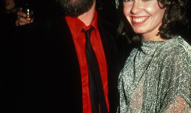 Bivša supruga Billyja Joela prekida tišinu na njegovoj etiketi ‘Domaćicu’ nakon što je napustila svog prvog supruga za pjevačicu