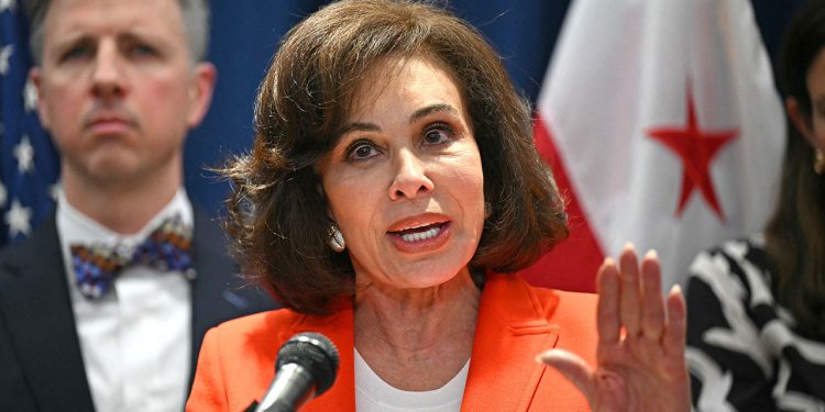 Bivša voditeljica Fox News Jeanine Pirro potvrdila je kao vrhunska tužiteljica DC -a