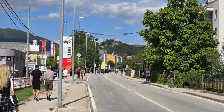 Blokada na mostu u Trilju, policija poziva: Krenite odmah prema Sinju