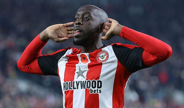 Brentford odbacuje Newcastleovu ponudu od 40 milijuna funti za Yoane Wissa – s šiljastim odgovorom – nakon što je Toon uzvratio u Bombshell Post Alexandera Isaka