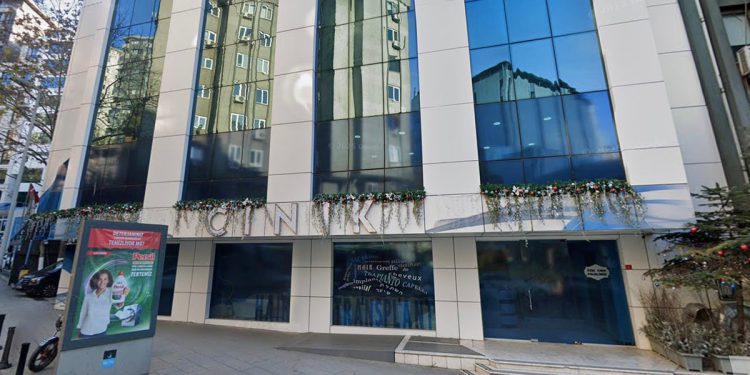 Britanski čovjek umre nakon odlaska u Tursku na transplantaciju kose