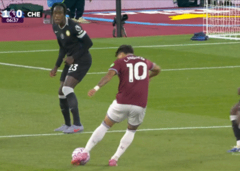 Čarolija Paquetá, ali tada ih Bluesi čine pet. Istakne West Ham-Chelsea 1-5