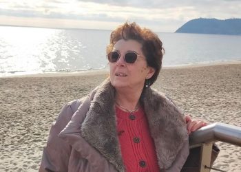 Četvero djece u dobi između 11 i 13 godina uhićeno zbog ‘kosno košenja žene, 71, u ukradenom automobilu’