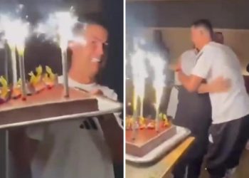 Cristiano Ronaldo iznenađuje kuhara al-Nassa s rođendanskom tortom