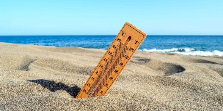 Crveni meteoalarm zbog toplinskog vala diljem Jadrana, u Zagori mogući kratkotrajni pljuskovi