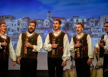 Dominacija Bunara na domaćem terenu: održan Festival dalmatinskih klapa u Vodicama