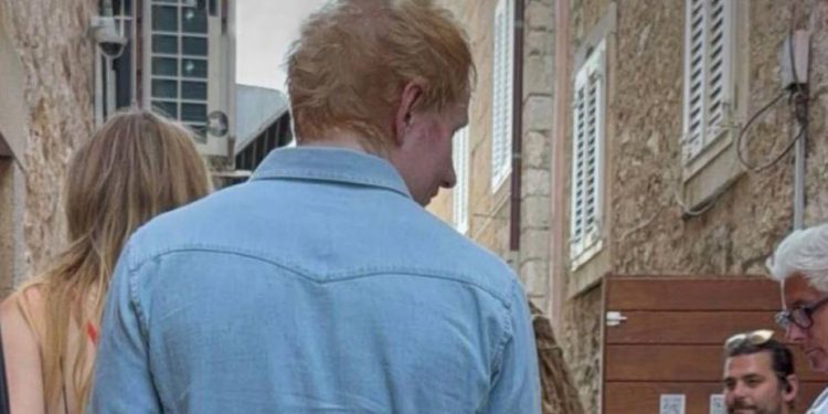 Ed Sheeran snima novi spot na Hvaru, poznata glumica došla s njim u pratnji
