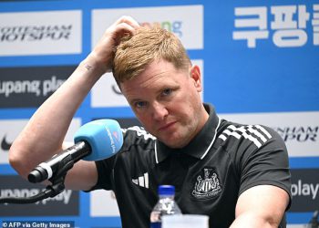 Eddie Howe pruža “složeno” ALEXANDER ISAK Ažuriranje nakon što je Newcastle odbio ponudu od 110 milijuna funti od Liverpoola … kao što šef priznaje “Ne znam što će se dogoditi sljedeće”