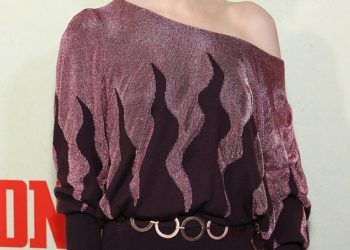 Emma Stone otkriva ponižavajuće pitanje koje je njezina majka pitala Angelinu Jolie o djeci