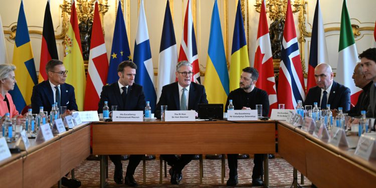 Europski podupirači čine suprotstavljenim razgovorima na Aljasci-WSJ-RT World News