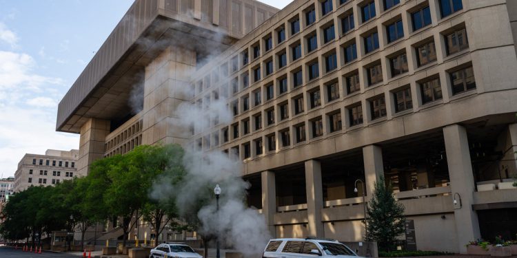 FBI koji šalje 120 agenata u DC ulice dok Trump cilja na Carjacking i kriminal u glavnom gradu