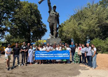 FOTO Aktivisti iz regije poručili: ‘Mi ne kopamo našu budućnost, mi je zajedno čuvamo’