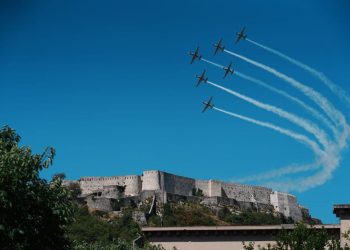 FOTO Krila Oluje oduševila Knin, pogledajte fascinantne fotografije