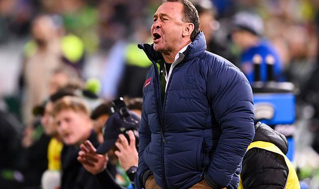 Footy -ov najintenzivniji trener otkriva ono što mrzi TV emiteri koji mu rade na dan utakmice