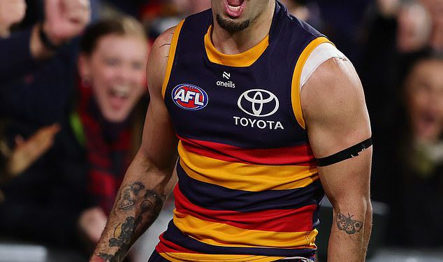 Footy zvijezde se suspendiraju zbog anti-gay gnoja. Pa bi li trebale biti zabranjene i za grozne stvari koje kažu o ženama i obiteljima jedni drugima? Jedan cijenjeni AFL komentator kaže da