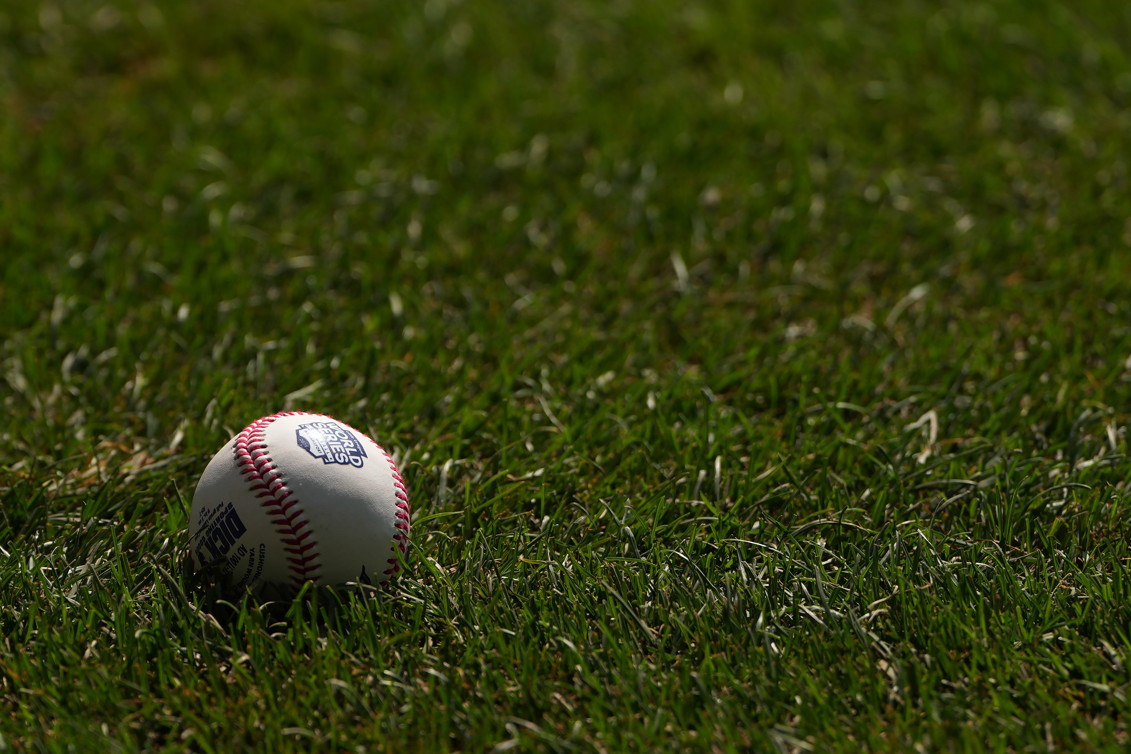 Trumpova administracija ograničila nam je putovanja iz Venezuele u lipnju, ali last-minute molba Pennsylvania Senator pomogla je dvije momčadi da osiguraju iznimke za igranje na turnirima Little League World Series