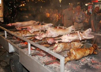 Gost iz Metkovića se najeo janjetine pa pobjegao bez plaćanja, konobar ga lovio tri sata