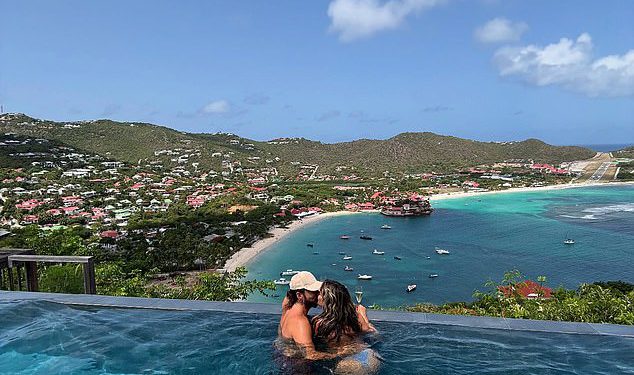 Heidi Klum, 52, stavlja se na bezobrazan prikaz dok slavi veliku prekretnicu sa suprugom dječakom Tom Kaulitz, 35