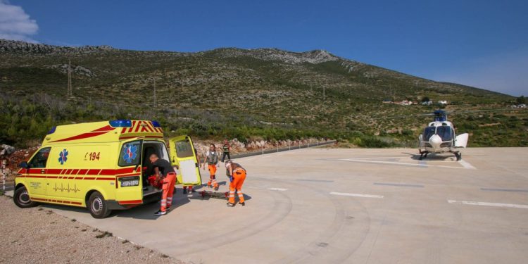 Hitni medicinski transport iz Orebića u Split, noćni letovi upitni zbog sigurnosti