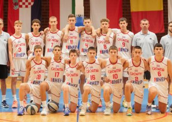 Hrvatska pod vodstvom Darka Kunce dobila sve utakmice u skupini te izborila polufinale Slovenia Balla