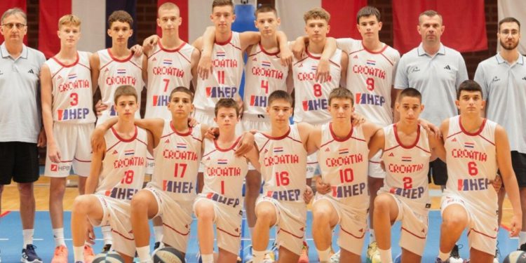 Hrvatska pod vodstvom Darka Kunce dobila sve utakmice u skupini te izborila polufinale Slovenia Balla