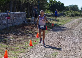 Hrvoje Vlašić i Irena Smojver pobjednici planinske utrke Starigrad – Veliko Rujno