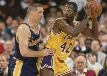 James Worldy, Showtime Lakers i uhićenje zbog poticanja prostitucije