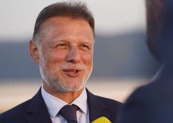 Jandroković: “Ponosan sam na mlade u Zagrebu i Sinju, oni poštuju vrijednosti Domovinskog rata i Tuđmana”