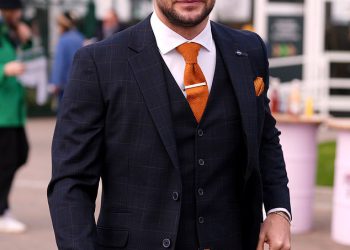 Je li to ‘neprimjerena’ Barbie Quip razlog zbog kojeg je Celebrity Big Brother zvijezda i komentator BBC -a kriket Chris Hughes bio ukinuo svoj ugovor o šljivama?