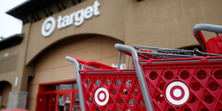 Jednom lojalni ciljani kupci pronalaze alternative nakon bojkota. Može li ih maloprodajni div dobiti natrag?