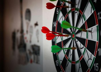 Jeste li spremni za izazov? Pokažite čvrstu desnicu i oštro oko na 1. pikado turniru u Sinju!