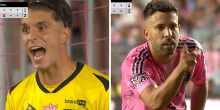 Jordi Alba postiže kaznu i ismijava golman NECAXA