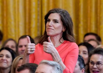 Južna Karolina Rep. Nancy Mace najavljuje ponudu za guvernera 2026