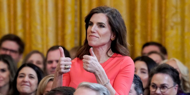 Južna Karolina Rep. Nancy Mace najavljuje ponudu za guvernera 2026