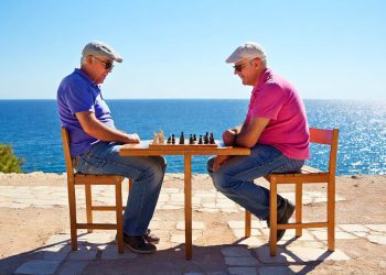 KOMIŠAH Šakovski kamp u Komiži za djecu i odrasle!