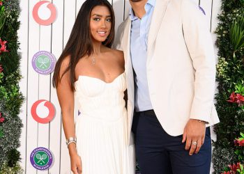 Kai Fagan i Sanam Harrinanan u braku su! Pobjednici Love Islanda izjednačavaju čvor u slikovitoj ceremoniji seoske ceremonije 39 tisuća funti – dvije godine nakon sastanka u emisiji za upoznavanje