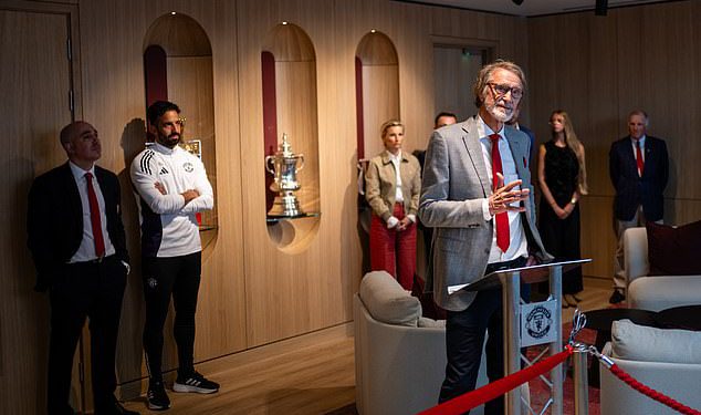 Kako sir Jim Ratcliffe vjeruje u obnovu od 50 milijuna funti Carrington i kimne glavnoj slavnoj prošlosti Man Uniteda može pomoći u postizanju ‘pobjedničke kulture’ u strani Ruben Amorima