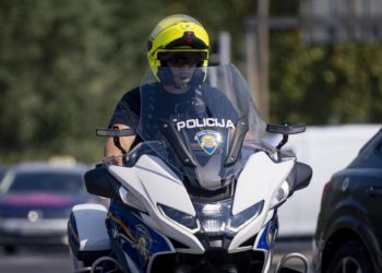 Kistanje: 36-godišnjakinja autom udarila 86-godišnjeg biciklista, koji je zadobio teške tjelesne ozljede