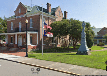 Konfederacijski kip posvećen ‘vjernim robovima’ ciljanim u tužbi za klasu