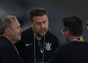 Korinćanima, iskorištavao korupcija, predsjednik Augusto Melo