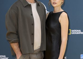 Liam Hemsworth i Gabriella Brooks iskričavaju glasine o angažmanu nakon što glumica pokvari Diamond Ring na Ibizi