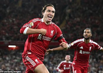 Liverpool 4-2 Bournemouth: Mo Salah osigurava dramatični kasni pobjednik u emocionalnoj noći dok Reds odaje počast Diogo Jota